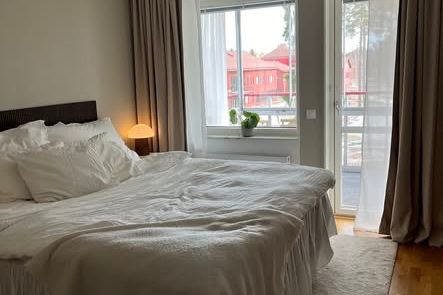 3 rok uthyres i Umeå, inglasad balkong