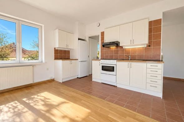 2:a på Sturegatan, 45 kvm, 6500 kr